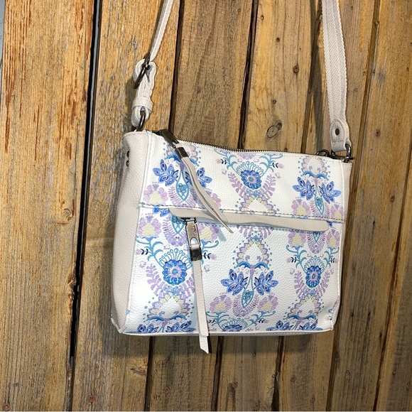 The Sak Flowered Patterned Shoulder Bag - Picture 2 of 8